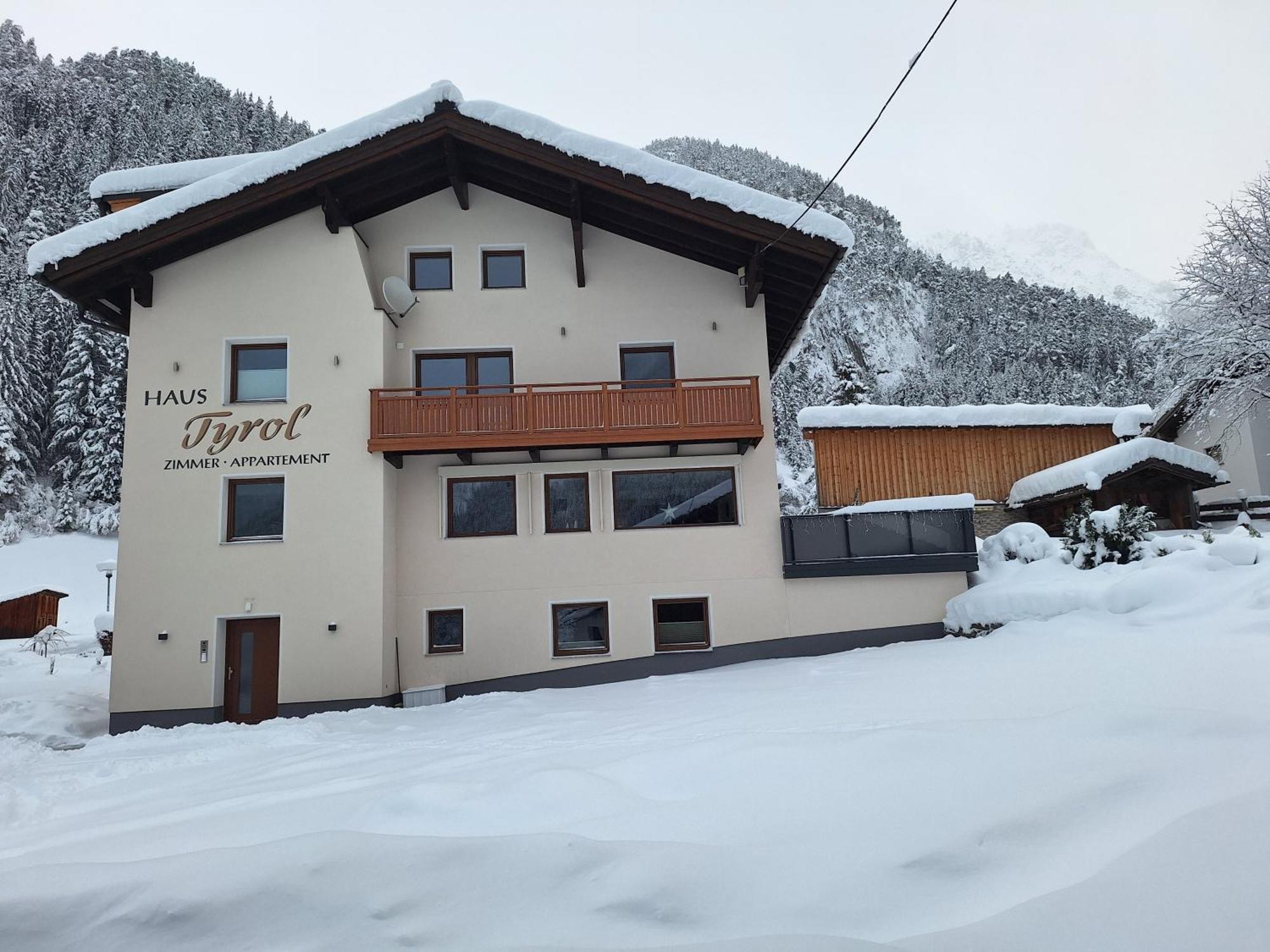 Appartements Tyrol Pettneu am Arlberg Exterior photo