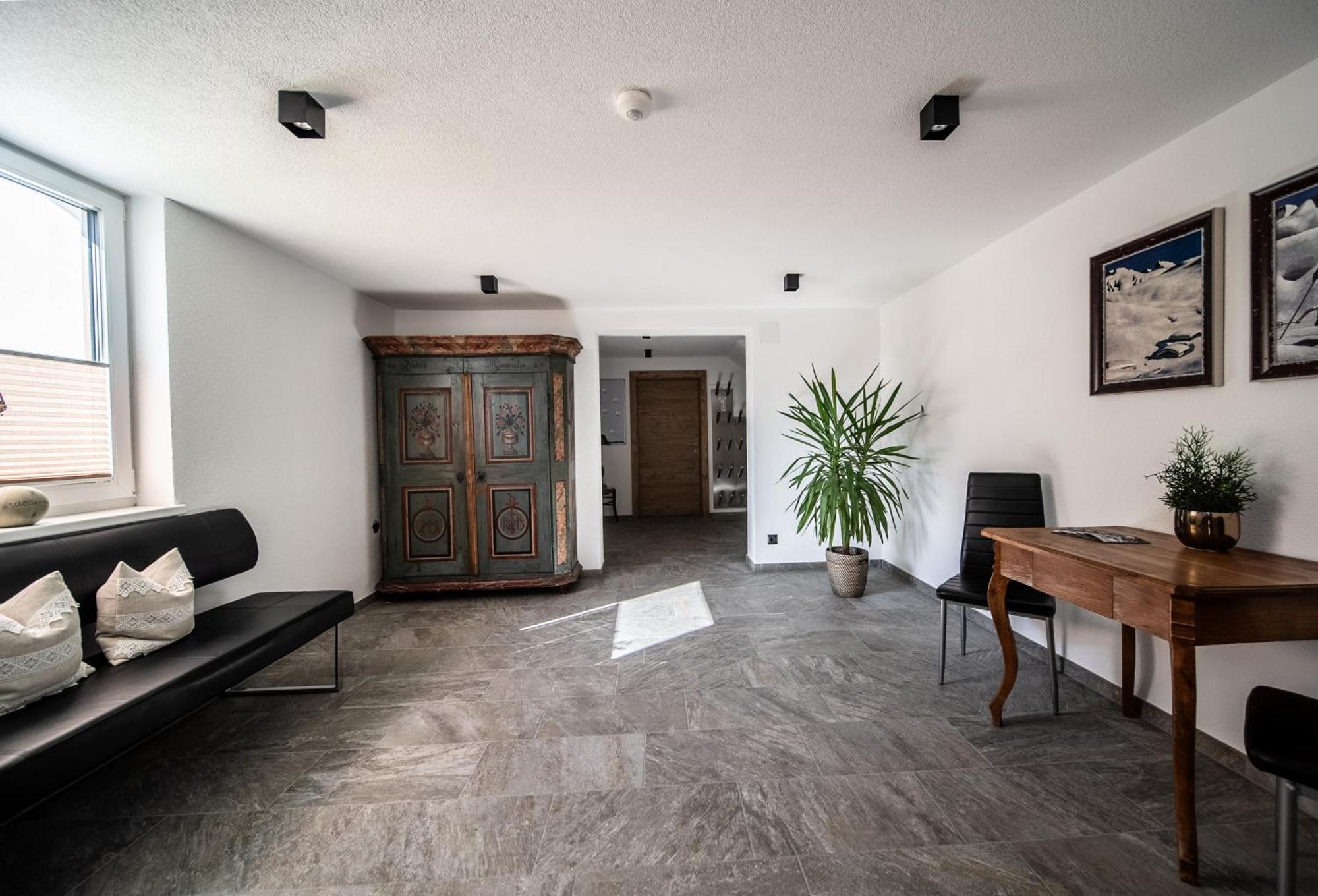 Appartements Tyrol Pettneu am Arlberg Exterior photo
