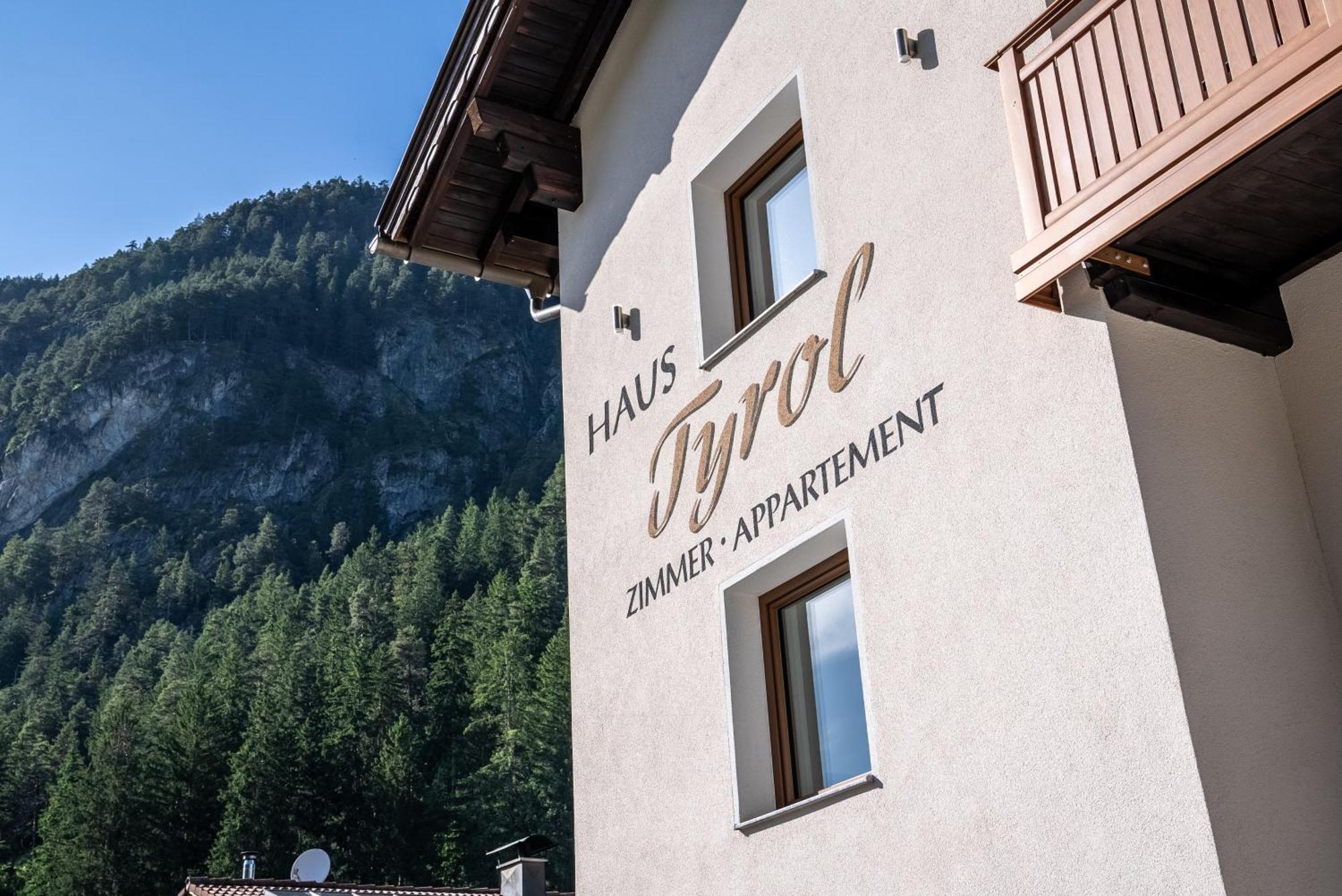 Appartements Tyrol Pettneu am Arlberg Exterior photo